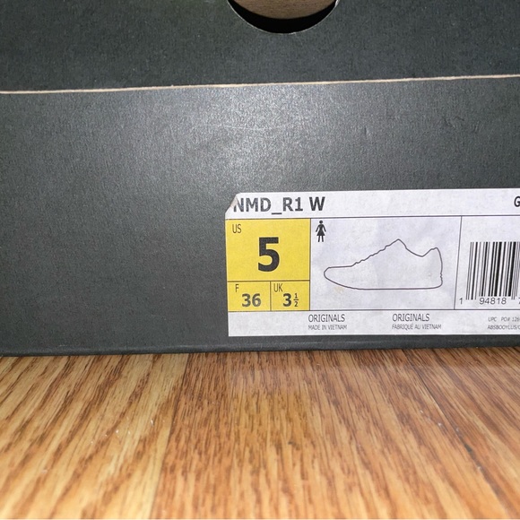 Brand new Adidas size 5W. Only wore them once. Comes in original box. - Picture 4 of 5